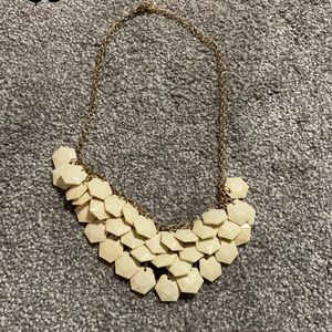 White chunky necklace